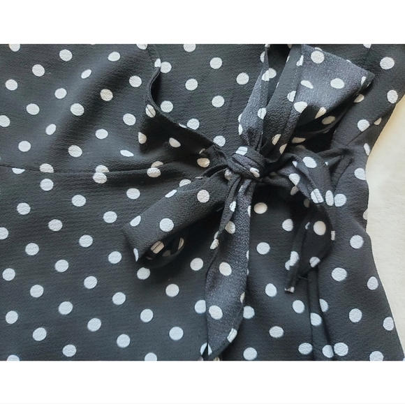 One clothing los angeles true wrap peplum Polka dot top size small - Picture 7 of 11